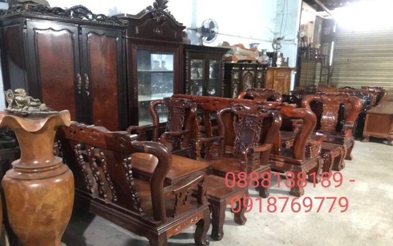 Thu mua bàn ghế gỗ cũ